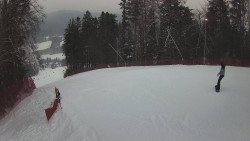 Prostřední část sjezdovky a snowpark