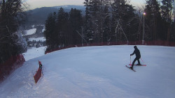 Prostřední část sjezdovky a snowpark