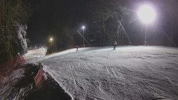 Prostřední část sjezdovky a snowpark
