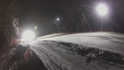 Prostřední část sjezdovky a snowpark