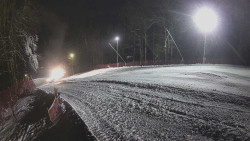 Prostřední část sjezdovky a snowpark