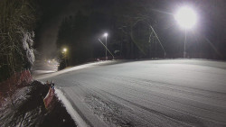 Prostřední část sjezdovky a snowpark