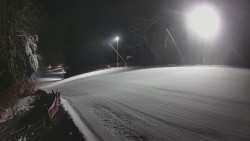 Prostřední část sjezdovky a snowpark