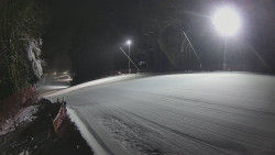Prostřední část sjezdovky a snowpark