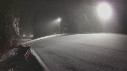 Prostřední část sjezdovky a snowpark