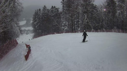 Prostřední část sjezdovky a snowpark