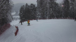 Prostřední část sjezdovky a snowpark