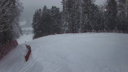 Prostřední část sjezdovky a snowpark