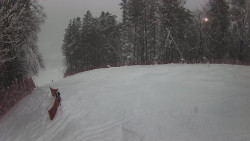 Prostřední část sjezdovky a snowpark