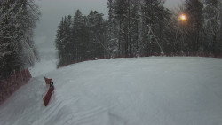 Prostřední část sjezdovky a snowpark
