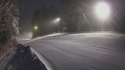 Prostřední část sjezdovky a snowpark