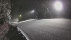 Prostřední část sjezdovky a snowpark