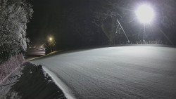 Prostřední část sjezdovky a snowpark