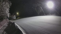 Prostřední část sjezdovky a snowpark