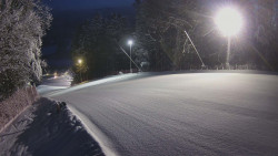 Prostřední část sjezdovky a snowpark