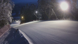 Prostřední část sjezdovky a snowpark