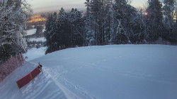 Prostřední část sjezdovky a snowpark