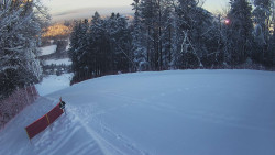 Prostřední část sjezdovky a snowpark