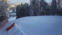 Prostřední část sjezdovky a snowpark