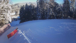 Prostřední část sjezdovky a snowpark