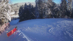 Prostřední část sjezdovky a snowpark