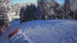 Prostřední část sjezdovky a snowpark