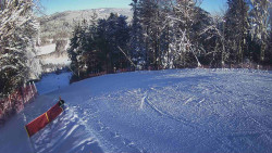 Prostřední část sjezdovky a snowpark