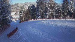Prostřední část sjezdovky a snowpark