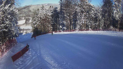 Prostřední část sjezdovky a snowpark