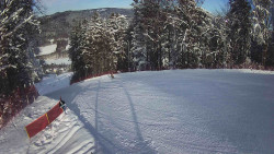 Prostřední část sjezdovky a snowpark