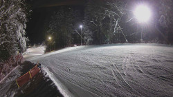 Prostřední část sjezdovky a snowpark