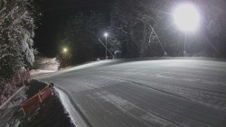 Prostřední část sjezdovky a snowpark
