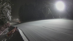 Prostřední část sjezdovky a snowpark