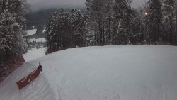 Prostřední část sjezdovky a snowpark