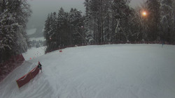 Prostřední část sjezdovky a snowpark