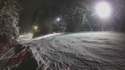 Prostřední část sjezdovky a snowpark