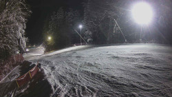Prostřední část sjezdovky a snowpark