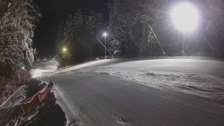 Prostřední část sjezdovky a snowpark