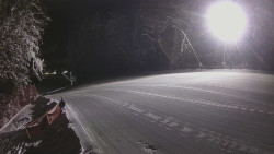 Prostřední část sjezdovky a snowpark