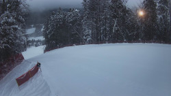 Prostřední část sjezdovky a snowpark