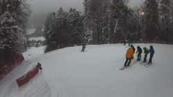 Prostřední část sjezdovky a snowpark
