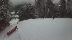 Prostřední část sjezdovky a snowpark