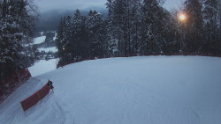 Prostřední část sjezdovky a snowpark