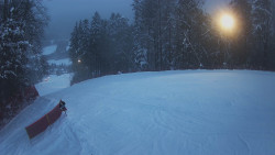 Prostřední část sjezdovky a snowpark
