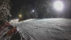 Prostřední část sjezdovky a snowpark