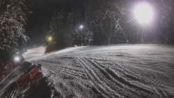 Prostřední část sjezdovky a snowpark