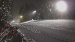 Prostřední část sjezdovky a snowpark