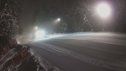 Prostřední část sjezdovky a snowpark