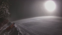 Prostřední část sjezdovky a snowpark