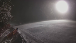 Prostřední část sjezdovky a snowpark